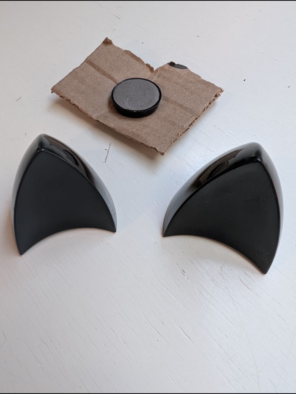 Helmet Flair MagNeatOhz Magnetic Cat Ear Helmet Accessory - Black - Picture 2 of 2